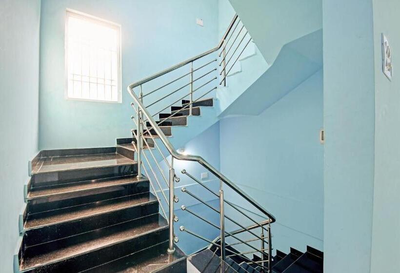 غرفة كلاسيكية ثلاثية, O Shristi Lodge