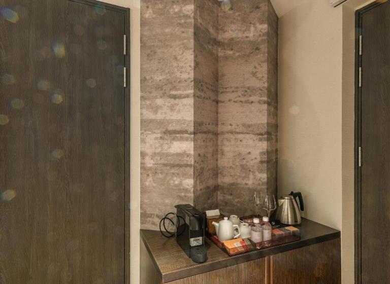 Suite with Balcony, Rey Hotel Hanoi