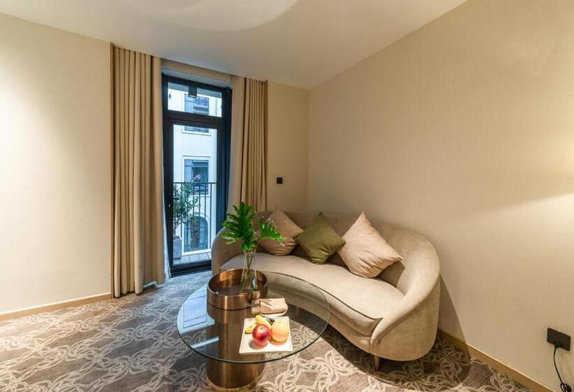 Suite with Balcony, Rey Hotel Hanoi