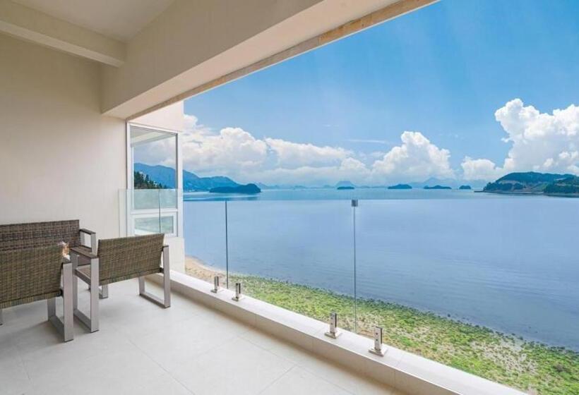 ویلای یک اتاق خوابه با استخر شنا, Stone Island Pool Villa