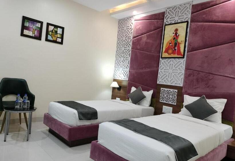 수피리어 룸 도시 전망, Vinayak International