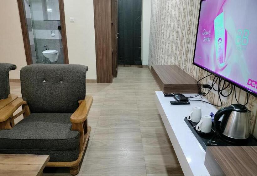 이그제큐티브 스위트, Vinayak International