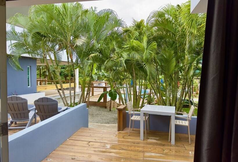 آپارتمان لوکس 1 خوابه, Old Crow Hotel And Suites