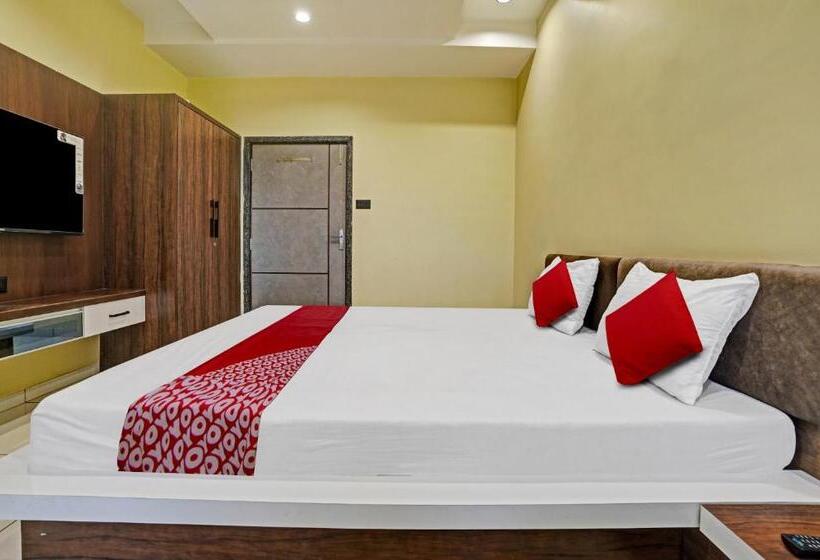 Трехместный Номер Классика, Oyo Flagship Hotel Barsana