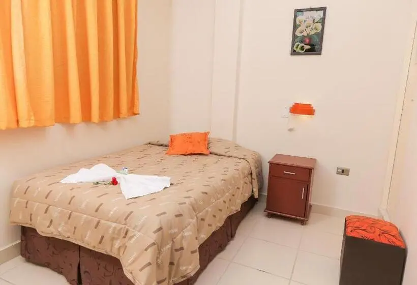 اتاق استاندارد یک نفره, Hostal Punta Arenas