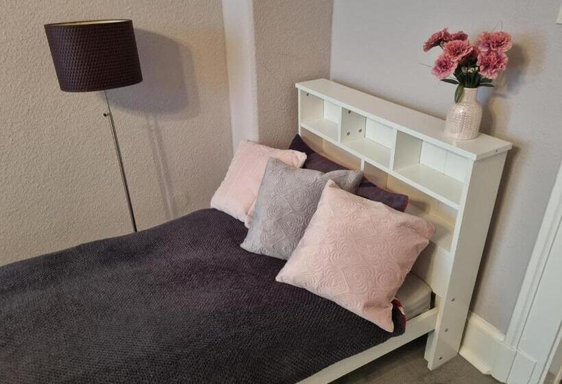 חדר דלוקס, Only For Women On Tour