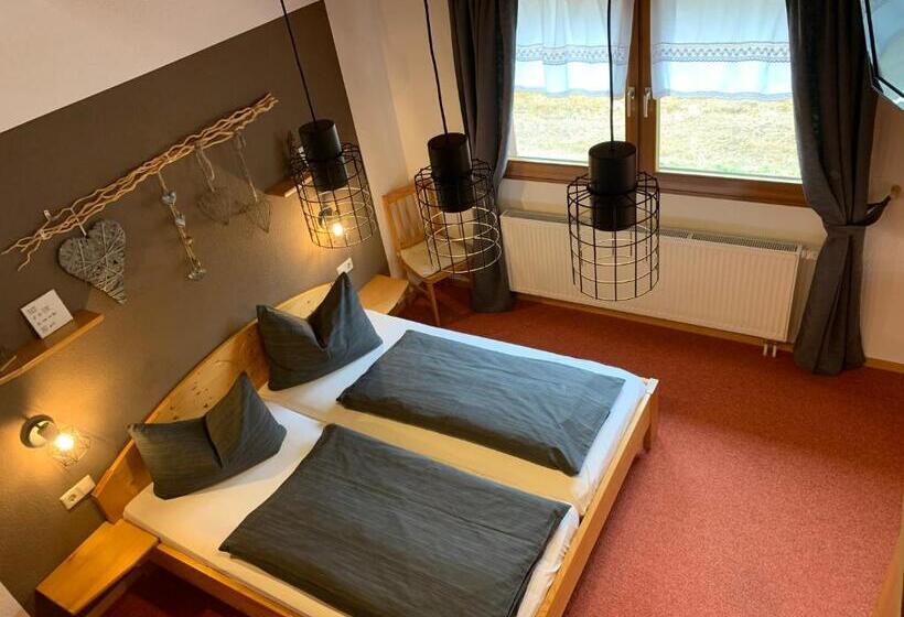 Quarto Triplo Standard com Balcão, Vogelbacher Hof   Dachsberg Im Südschwarzwald