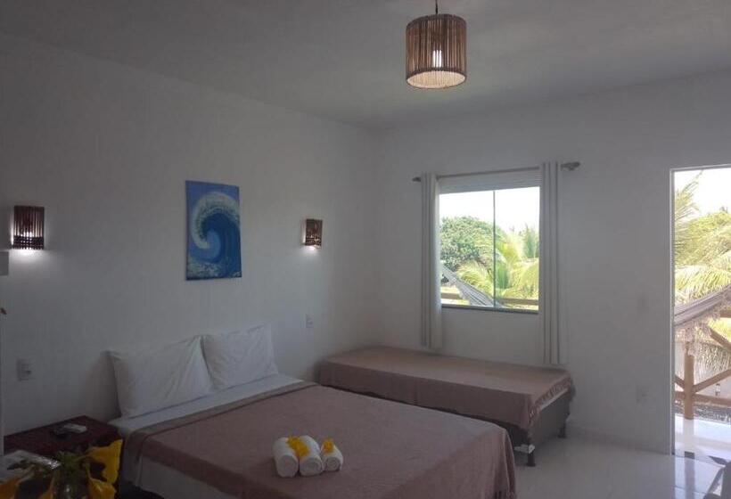 חדר סטנדרט לשלושה עם מרפסת, Pousada Do Maker