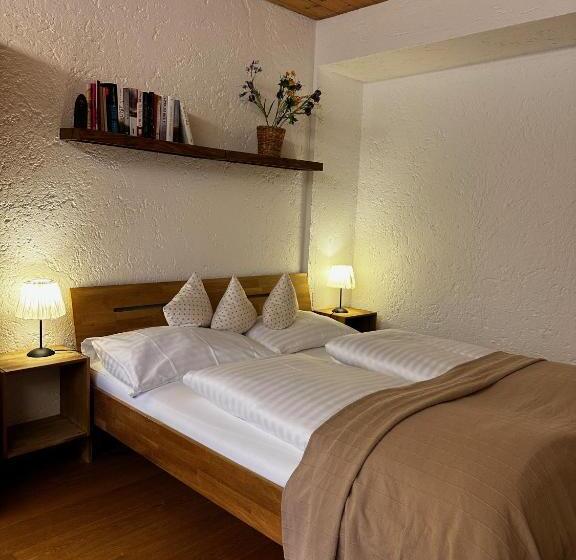 Apartamento 1 Dormitório com Sacada, Appartementhaus Birkenwald