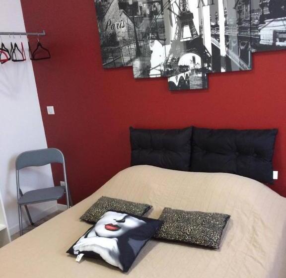 ガーデンビュースタンダードルーム, Chambres De La Nonette