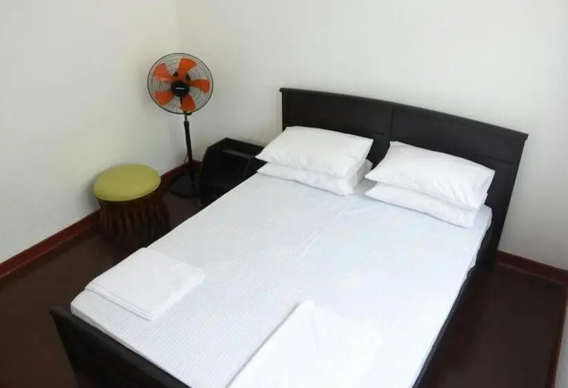 Standard-huone Puutarhanäkymä, Best Hostel Yala