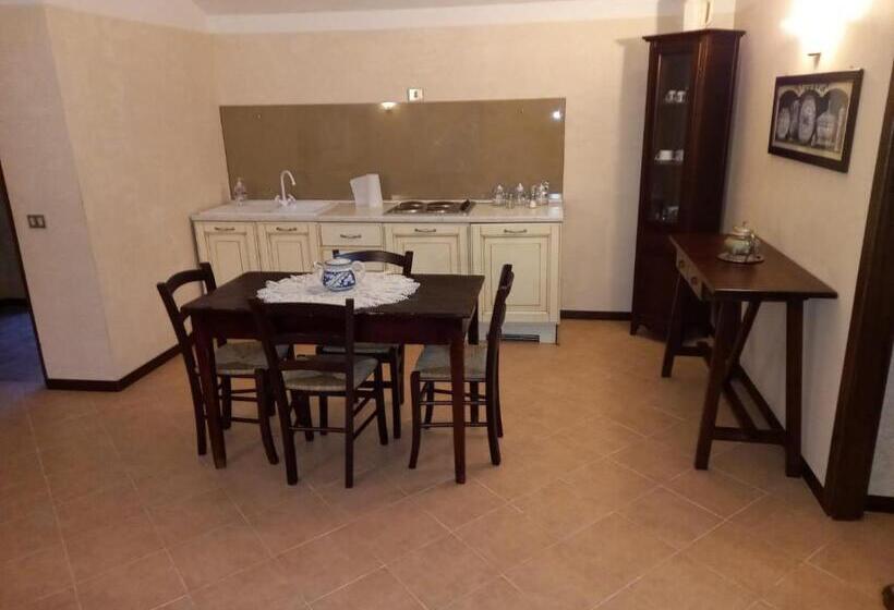 Апартаменты 1 Спальня, Casale Montemoro