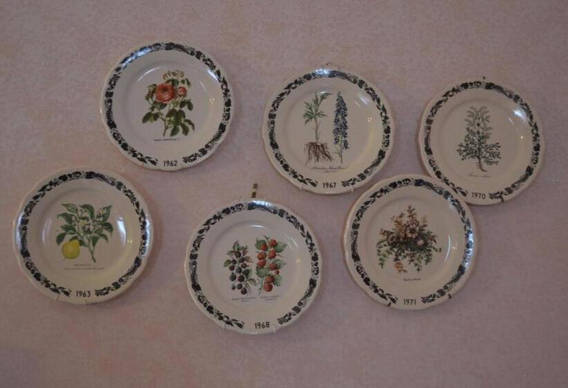 شقة غرفتين, Casale Montemoro