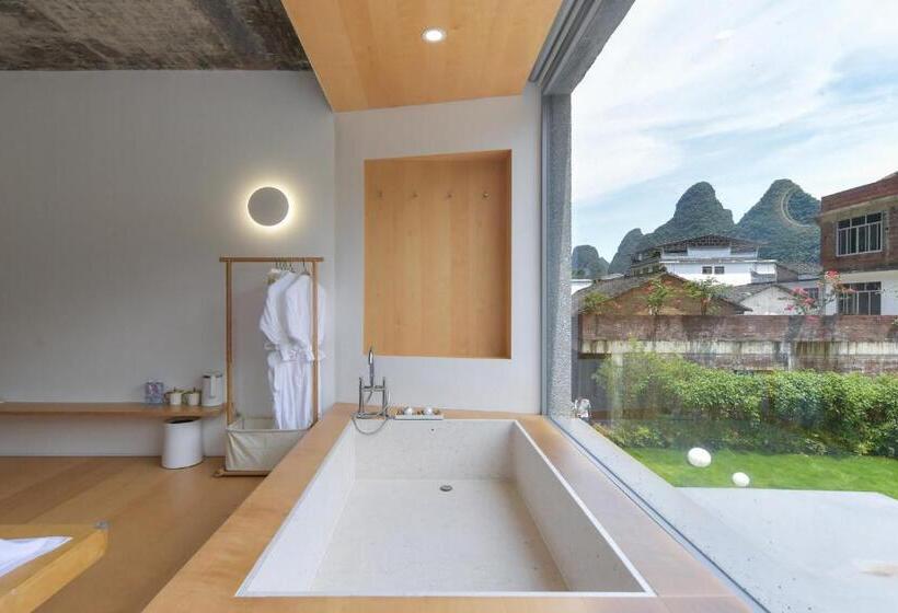 Jakuzili Standart Oda, Geemu Resort Yangshuo
