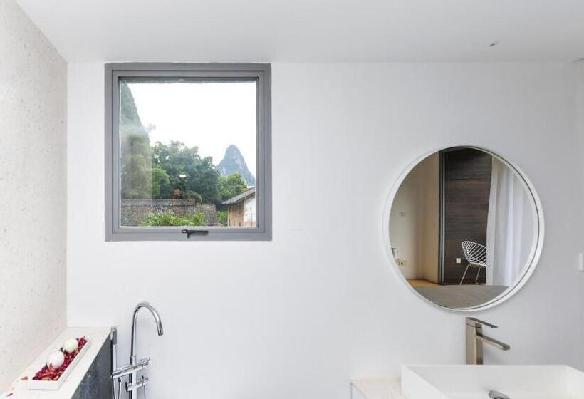 Jakuzili Standart Oda, Geemu Resort Yangshuo