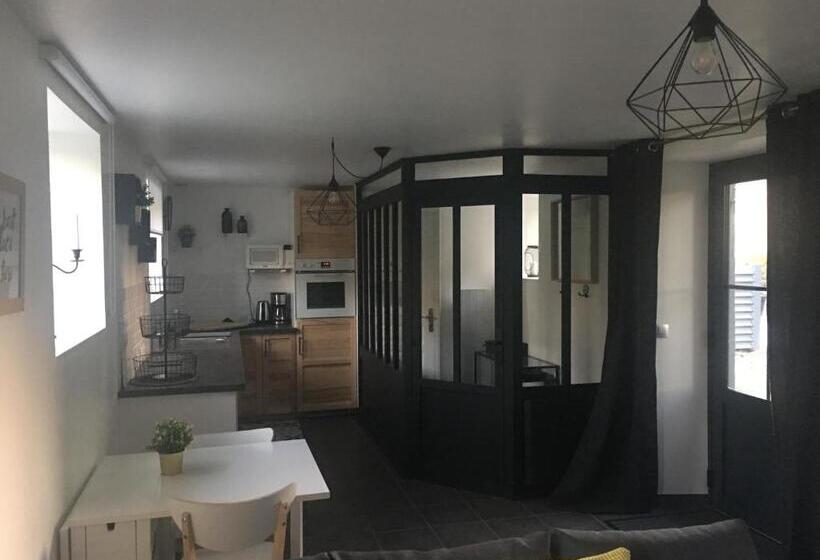 Дом 1 Спальня, Manoir Du Gahil Martin