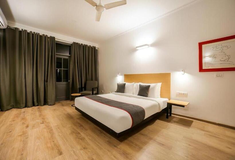 스탠다드 트리플 발코니 룸, Oyo Townhouse 330 Dlf Phase 2 Near Leisure Valley Park