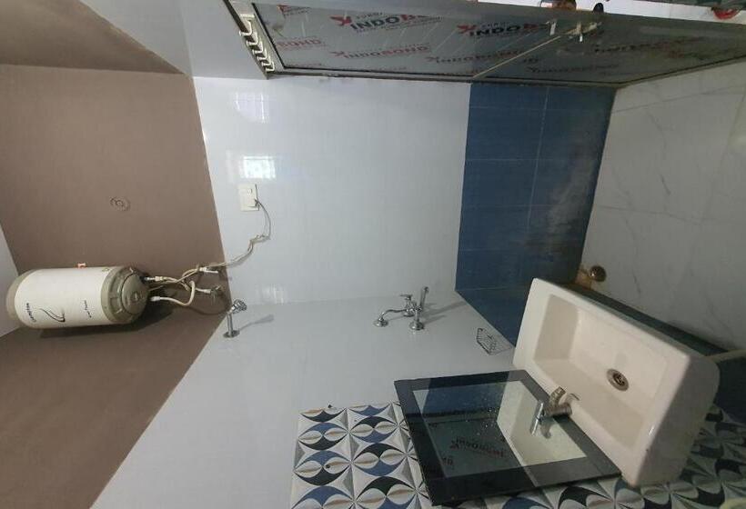 三人经典房间, Spot On Megha Paradise And Guest House