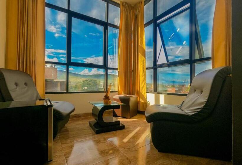 سوییت سوپریور, Suite Naylamp Zyon