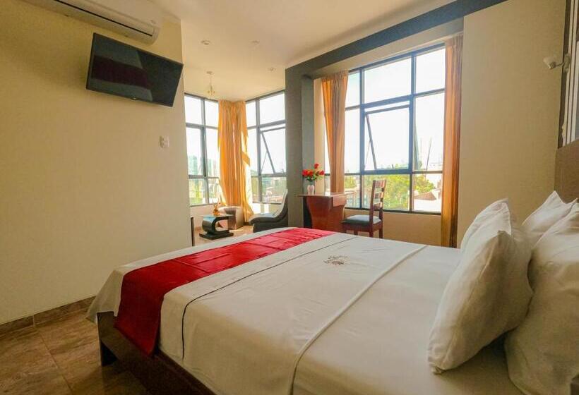 اتاق استاندارد, Suite Naylamp Zyon