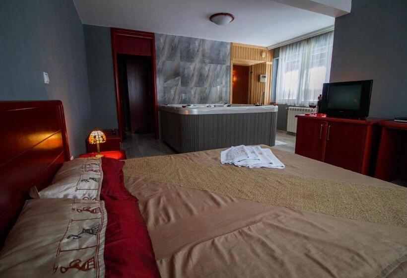 اتاق استاندارد با وان آب گرم, Vila Bob