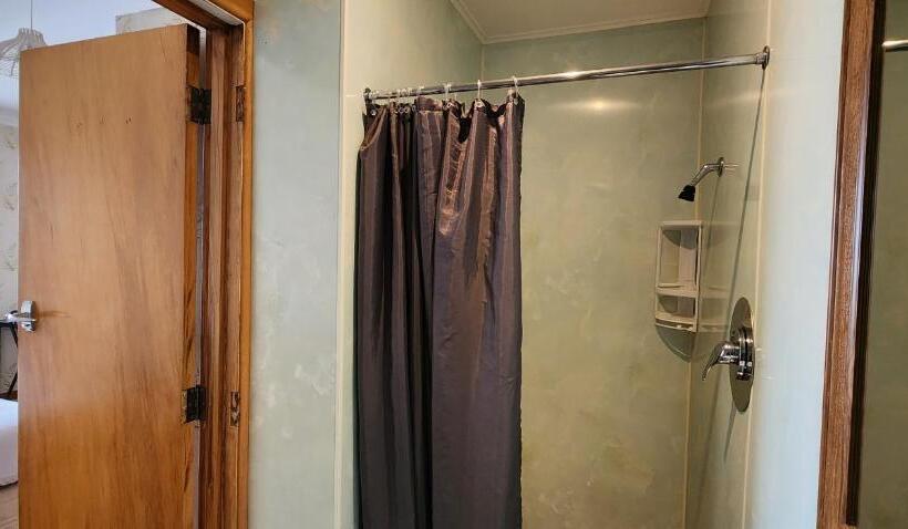 اتاق استاندارد, The Headland Lodge