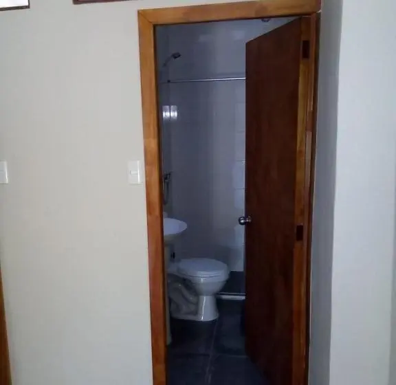 اتاق استاندارد چهار تخته, Casa Avenida Alemania