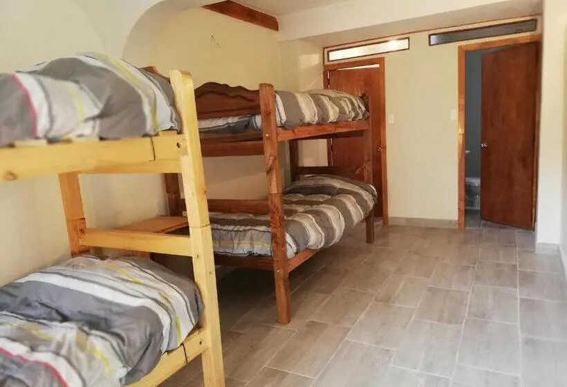 اتاق استاندارد چهار تخته, Casa Avenida Alemania