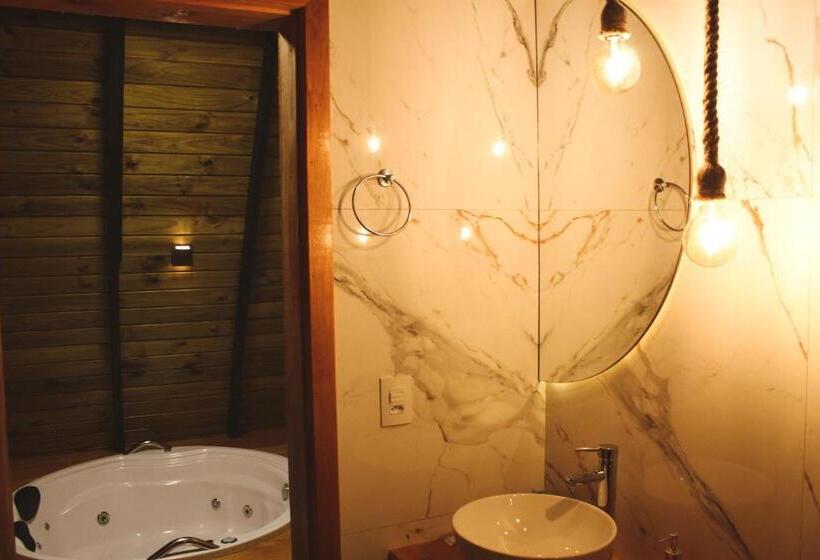 스탠다드 자쿠지 룸, Chalé Suiço Com Hidromassagem E Café Da Manhã