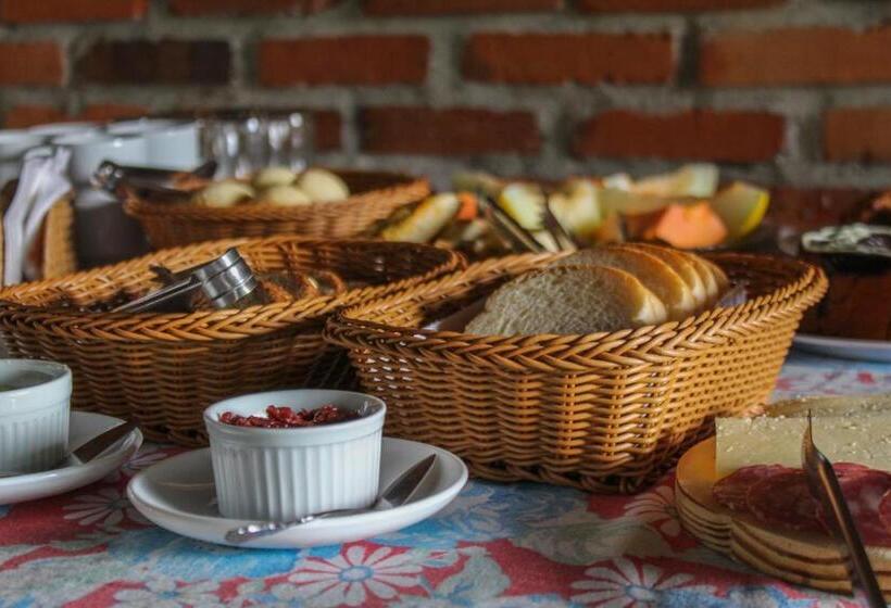 스탠다드 자쿠지 룸, Chalé Suiço Com Hidromassagem E Café Da Manhã