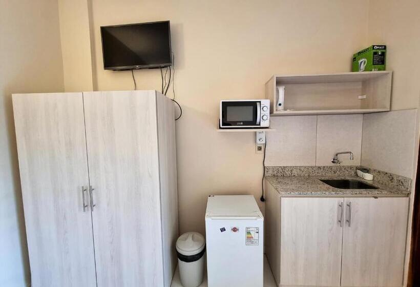 اتاق استاندارد با تخت بزرگ, De La Mora Hostal