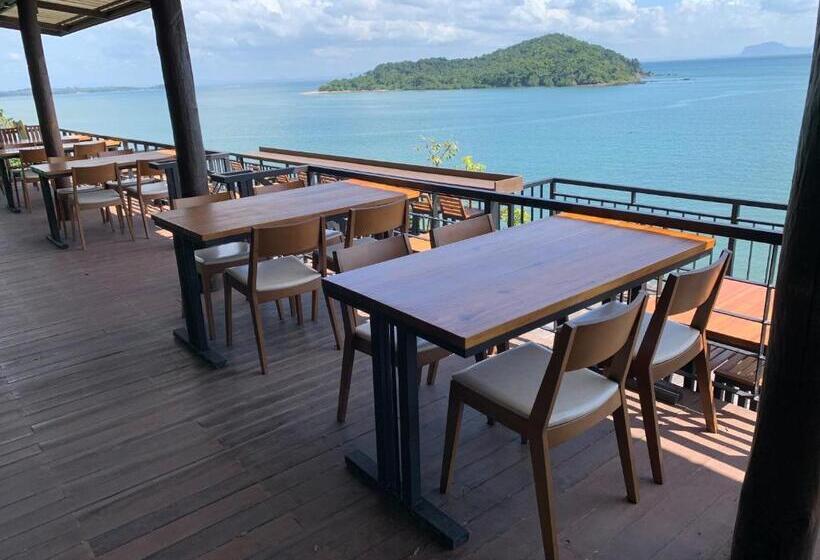 オーシャンビュースタンダードルームバルコニー付き, Heaven Hill Lanta