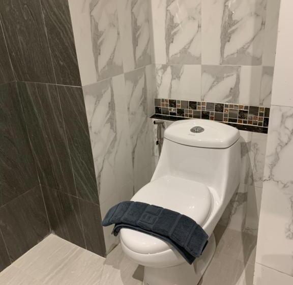 オーシャンビュースタンダードルームバルコニー付き, Heaven Hill Lanta