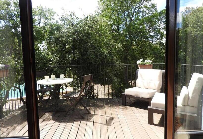 Семейный Номер Вид на Сад, Le Mas De L Escaillon