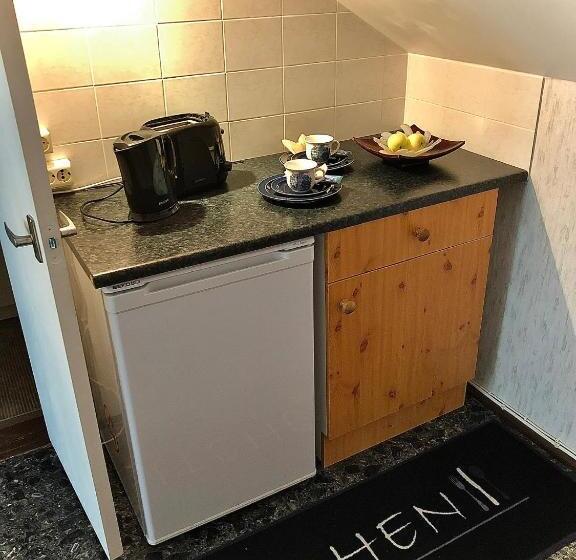 اتاق استاندارد, Merekalda Accommodation   Adults Only