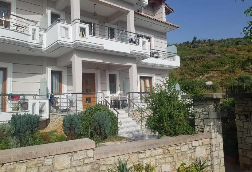 Perhehuone Merinäkymä, Spyridoula S Guest House