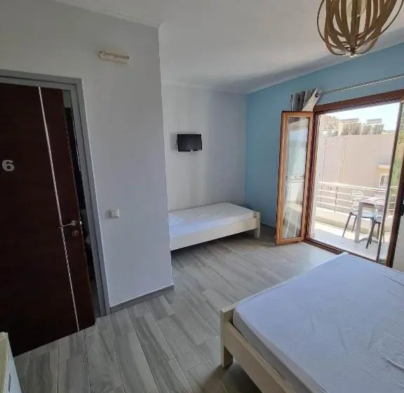 Basic Kolmen Hengen Huone, Spyridoula S Guest House