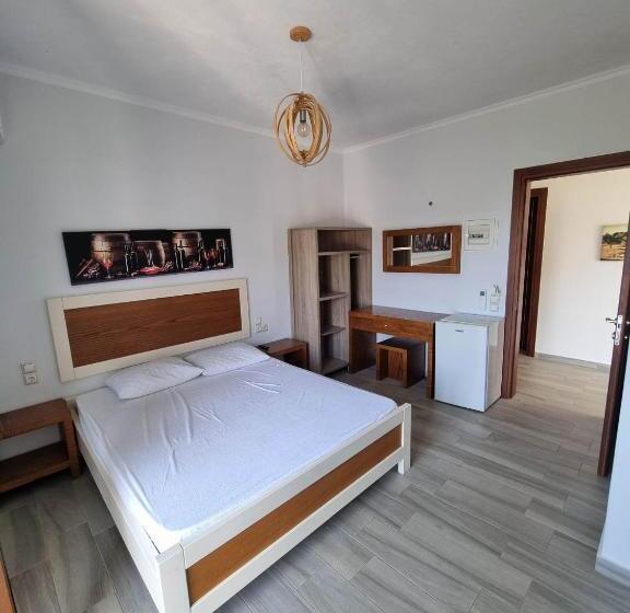 חדר בסיסי לשלושה, Spyridoula S Guest House