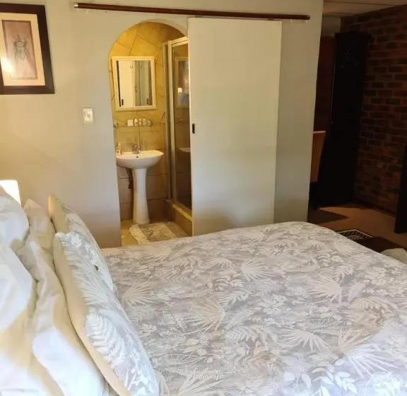 Standard-huone, The Venue And Guestrooms On Site