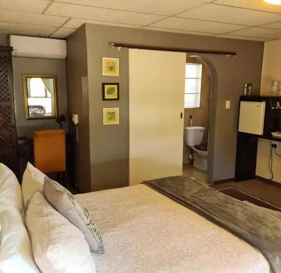 Standard-huone, The Venue And Guestrooms On Site