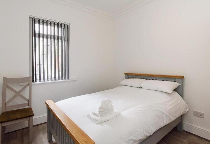 디럭스 룸, The White House