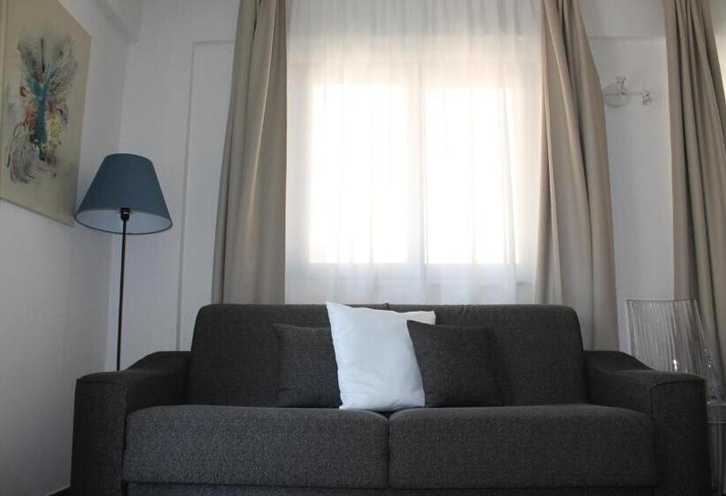 شقة غرفة واحدة مزودة بتراس, Residence Pola