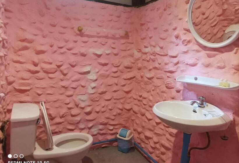 بنجلو قياسى, Payam Cabana