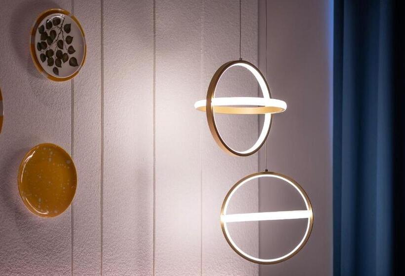 Superior Rum, 深圳机场地中海酒店