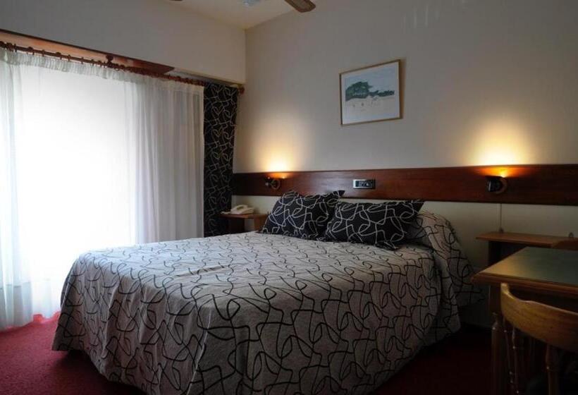 Classic room with balcony, Hosteria San Marcos