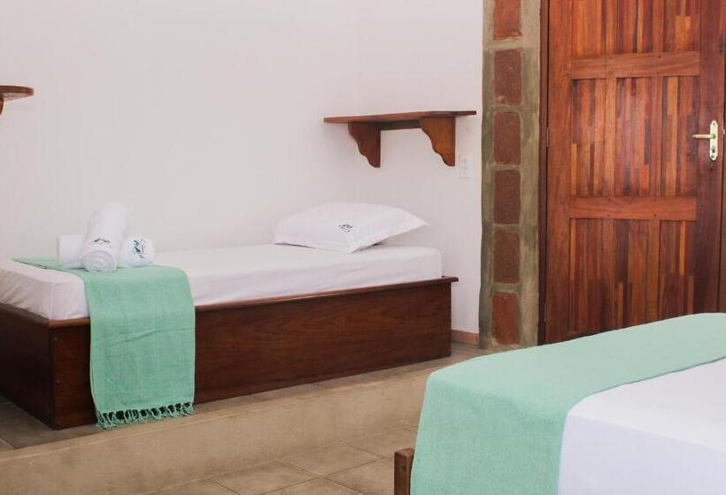اتاق راحتی سه تخته, Pousada Morada Do Sol