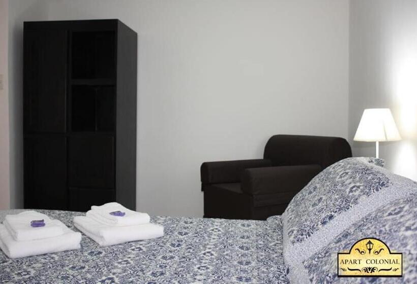 Appartement met 1 Slaapkamer en Uitzicht op het Zwembad, Apart Colonial