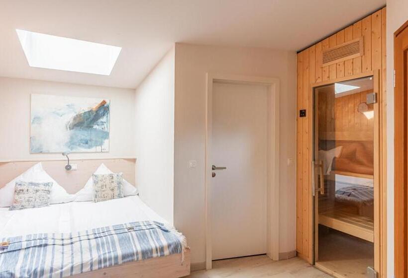 스탠다드 룸 호수 전망, Baumhaushotel Oberbayern