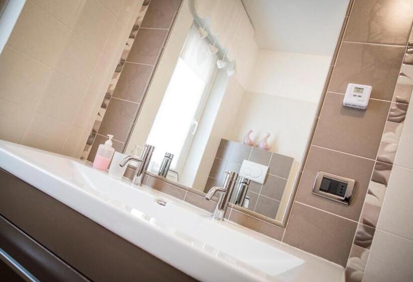 غرفة عائلية حمام مشترك, Appartamento Rose Di Bosco