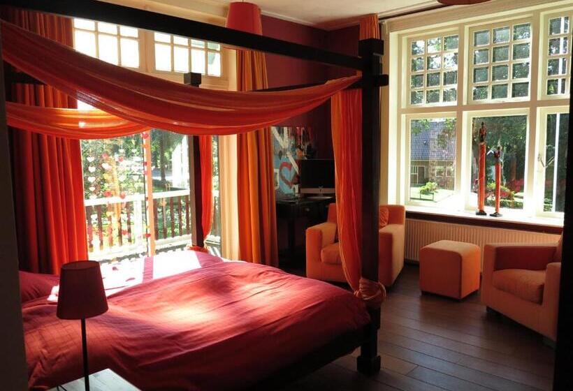 스탠다드 룸 킹사이즈 침대, Burgers & Buitenlui